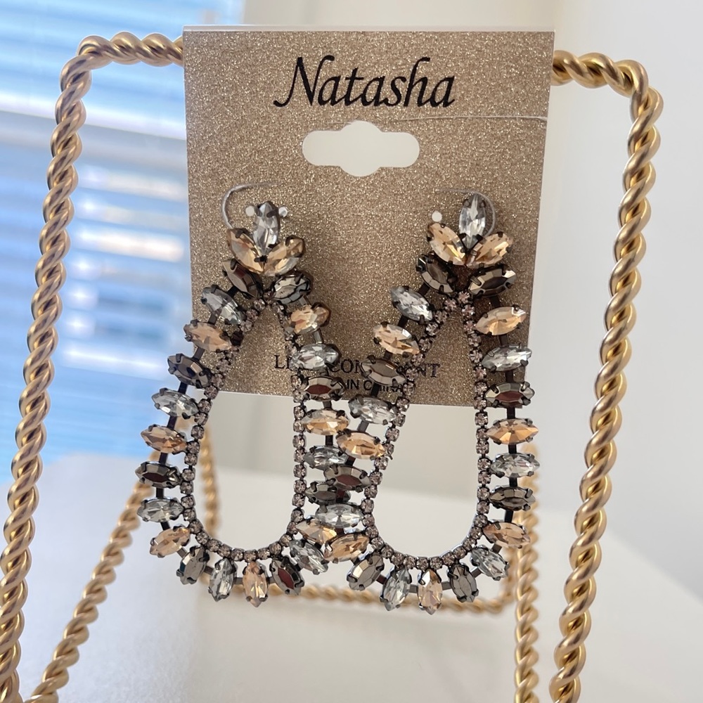 NEW, Natasha, Dangle Rhinestone Earrings